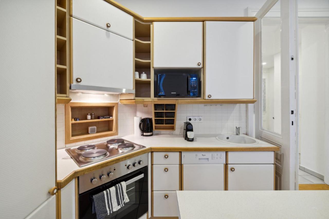 Big Spacious Central Apartment In Вена Экстерьер фото